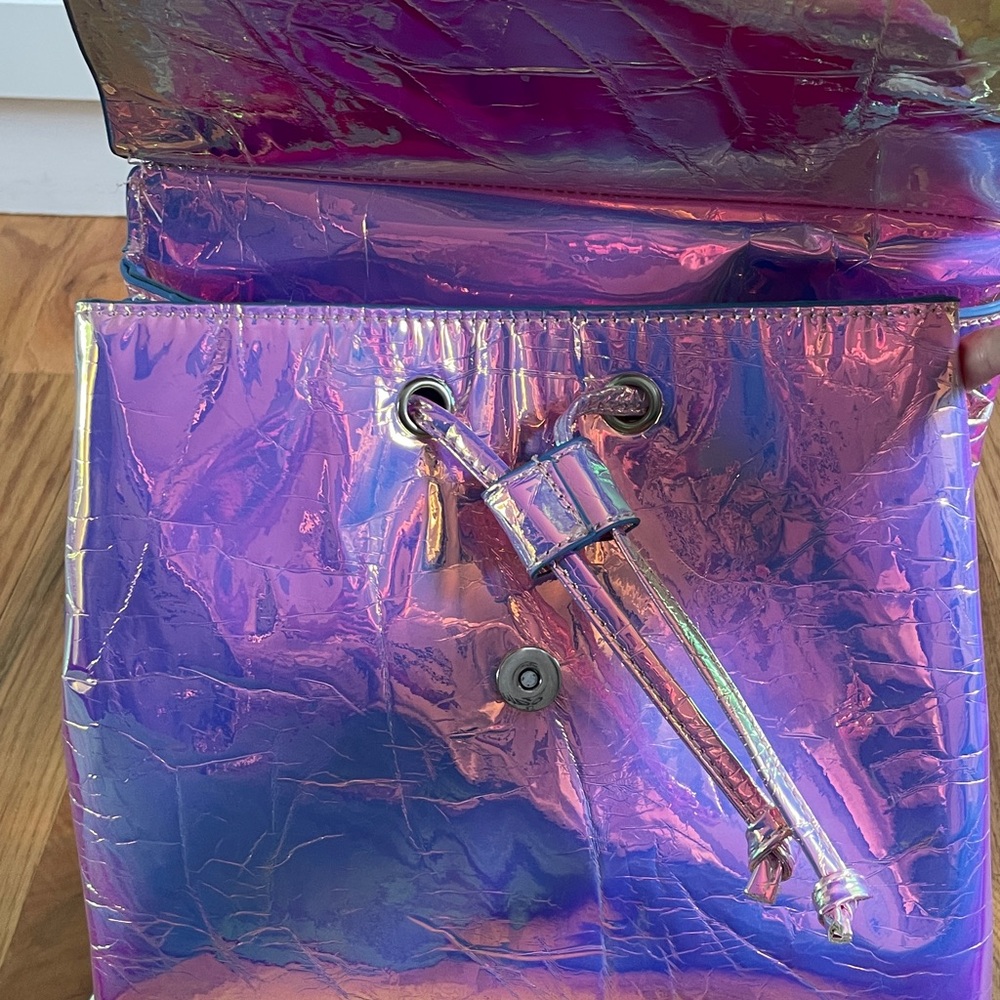 Iridescent Lavender Holographic Backpack - Picture 4 of 6